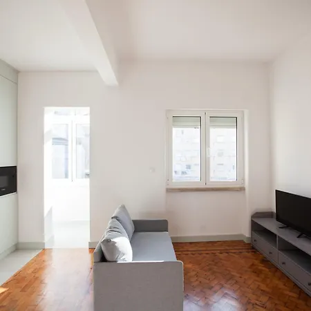 Flh Benfica Modest Lisbon